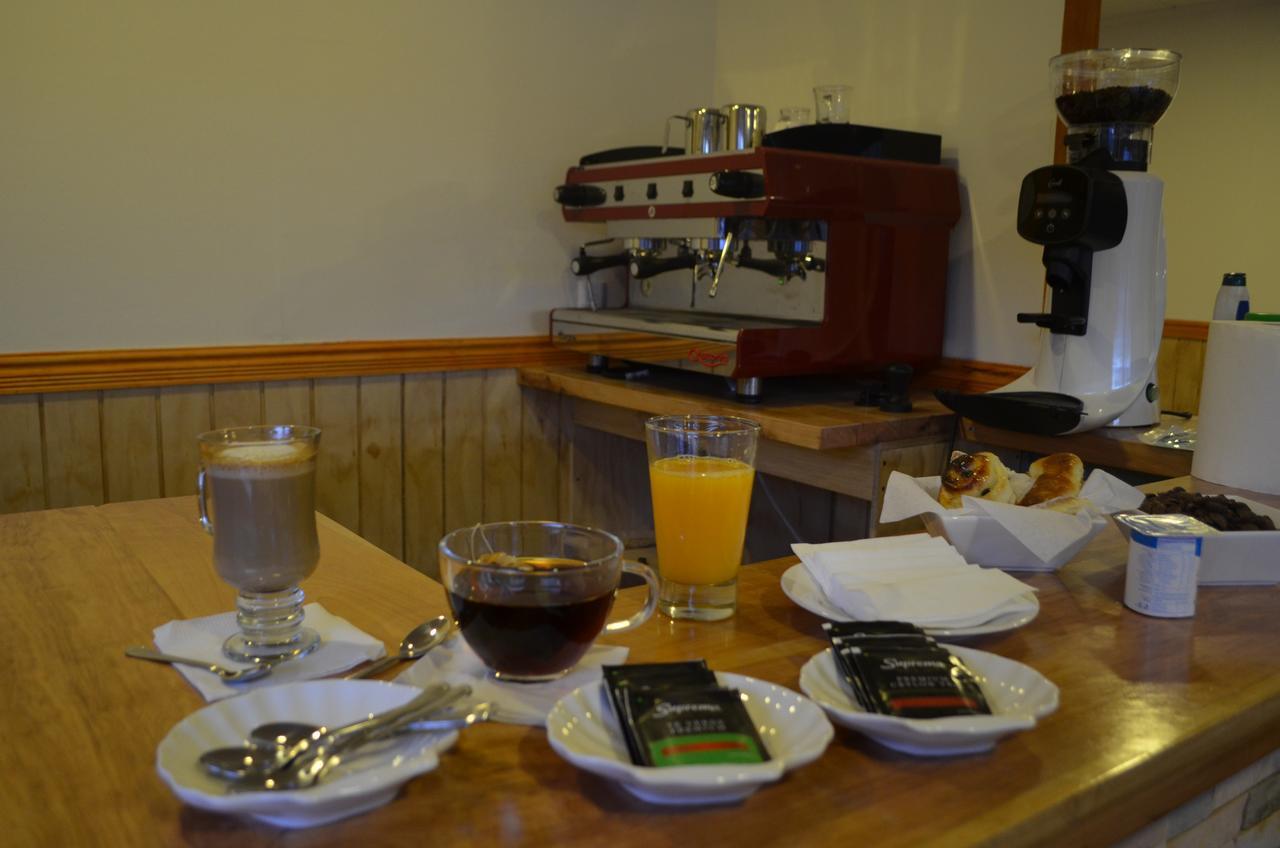 Hostal Camino De Santiago Puerto Natales Exteriör bild